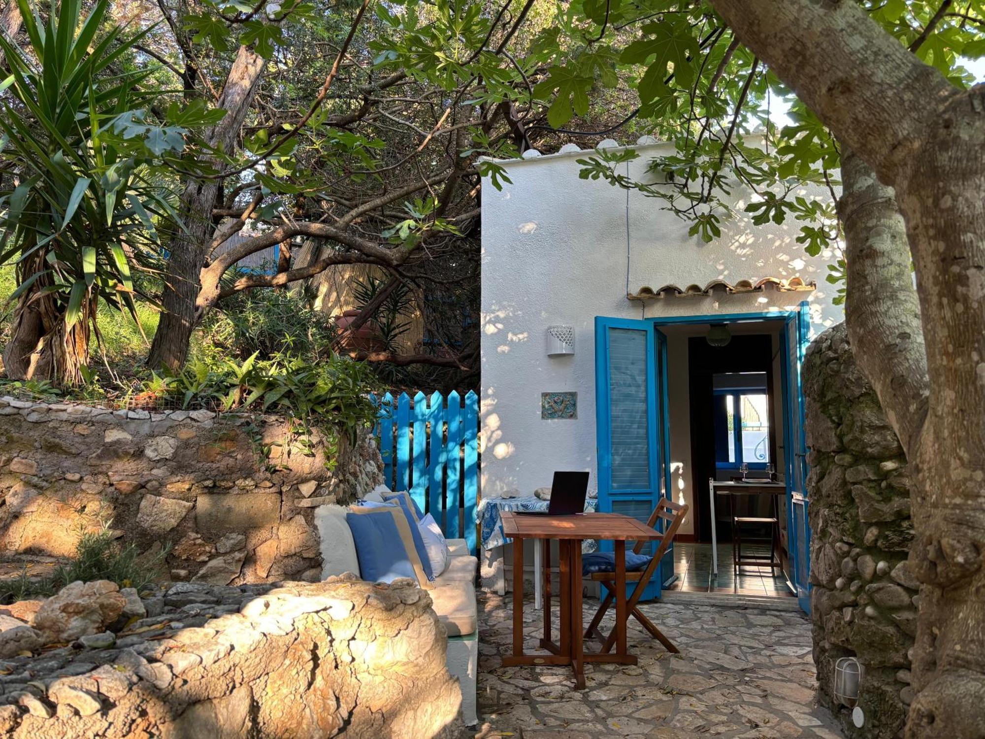 Casa Al Mare Con Spiaggia Privata Condominiale San Felice Circeo Bilik gambar