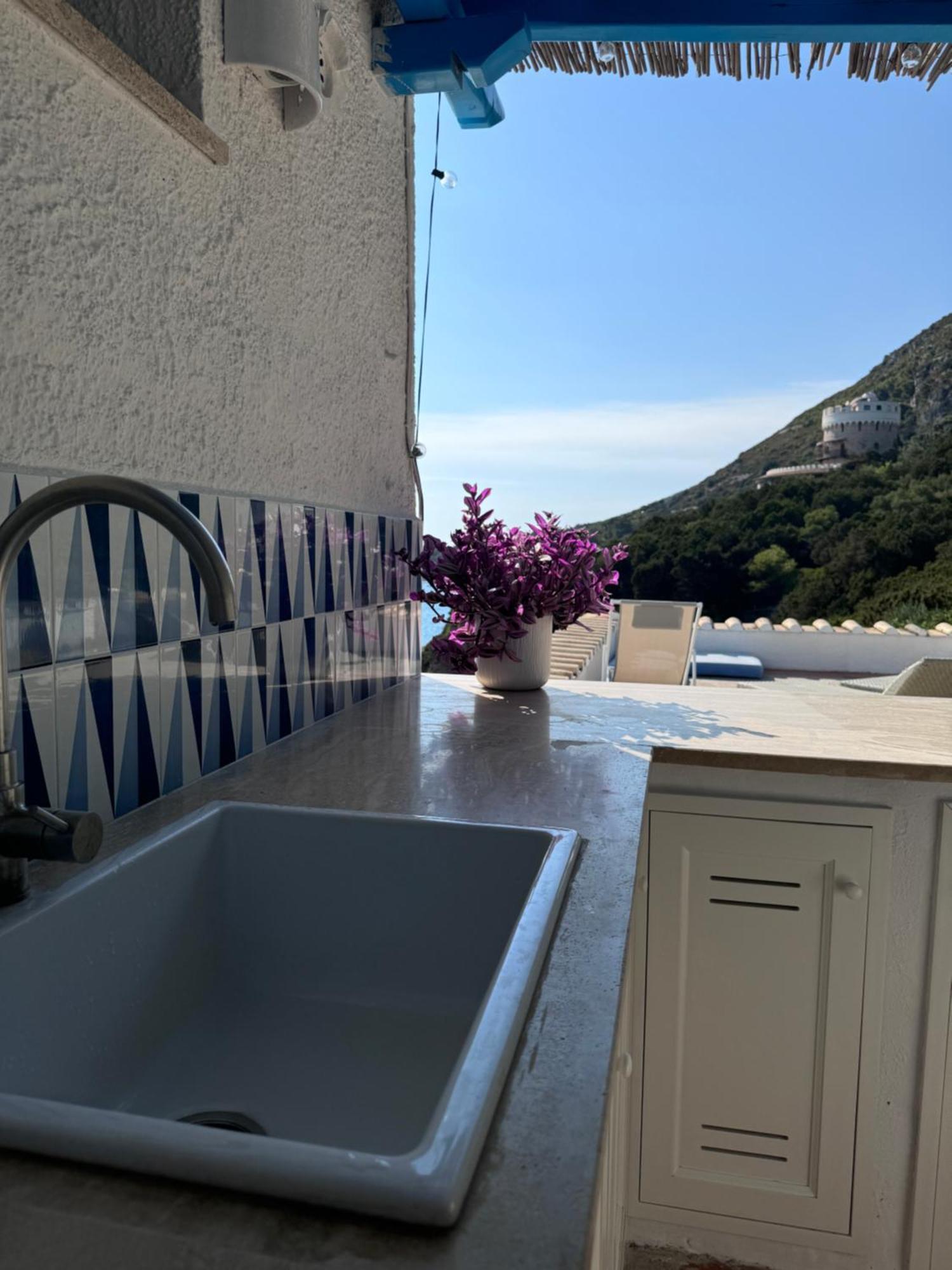 Casa Al Mare Con Spiaggia Privata Condominiale San Felice Circeo Bilik gambar